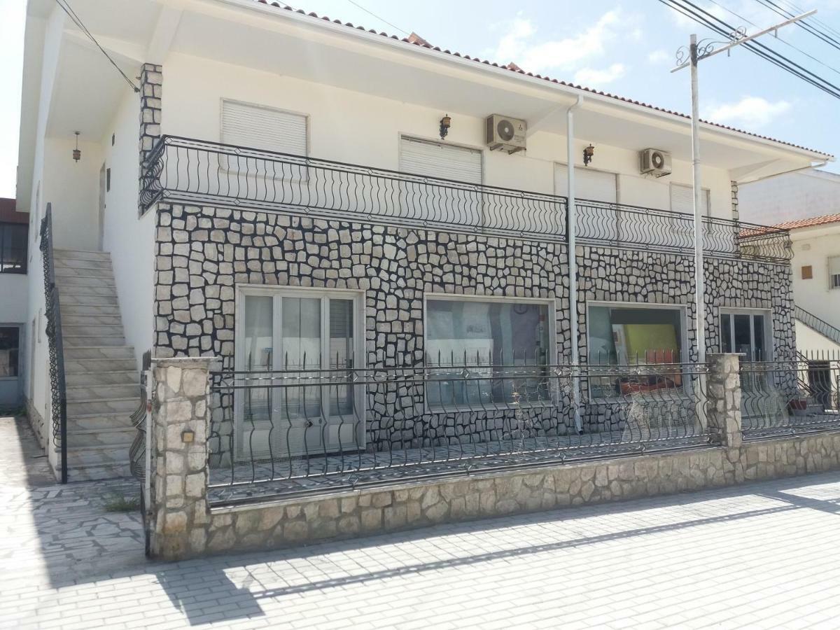 Alojamento Das Laranjeiras Fernao Ferro Kültér fotó